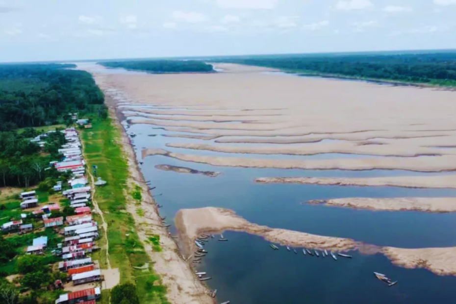 Seca no Rio Amazonas